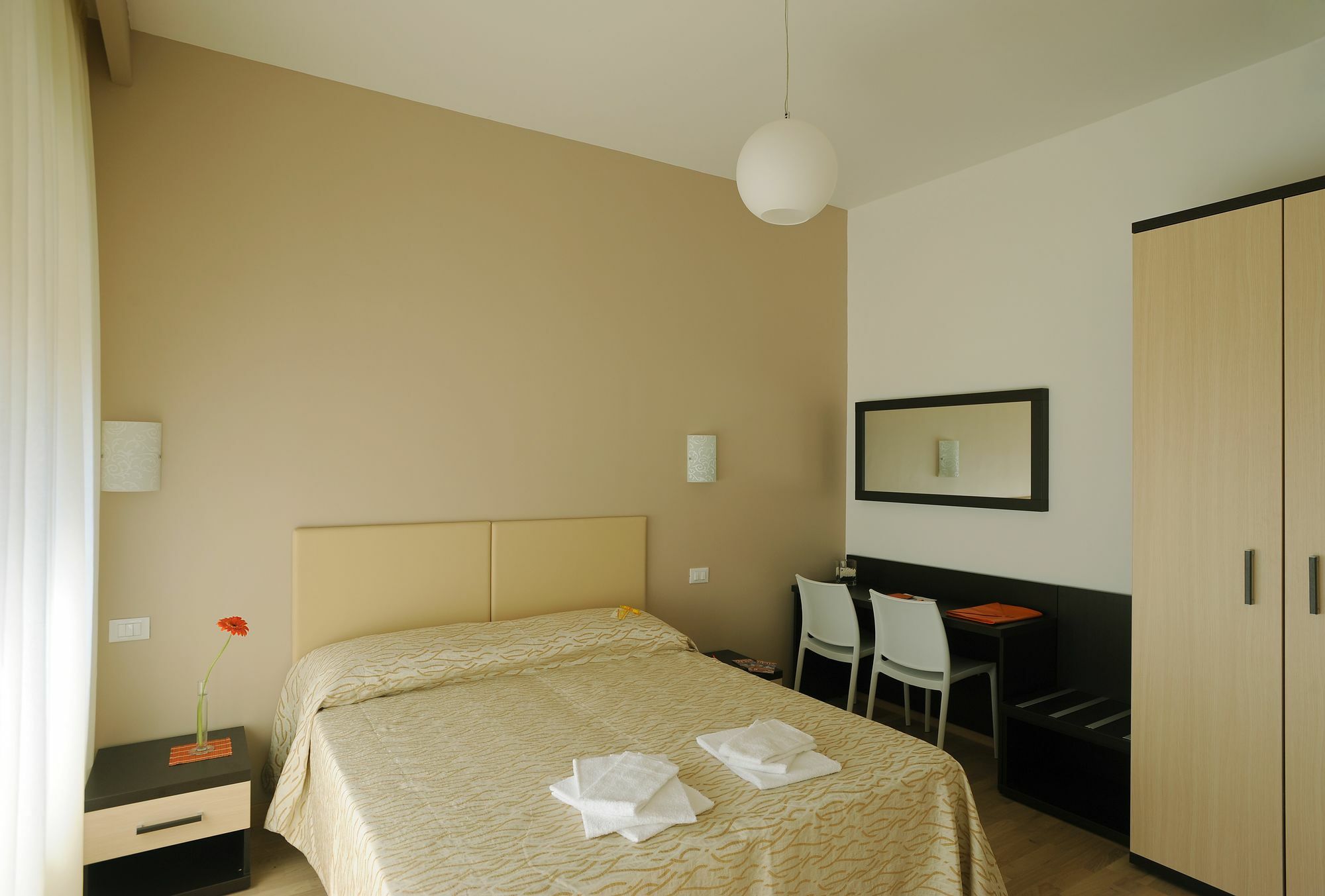 Honey Rooms Roma Eksteriør bilde